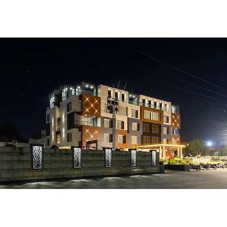 Hotel Shivay President Ujjain Ngoại thất bức ảnh