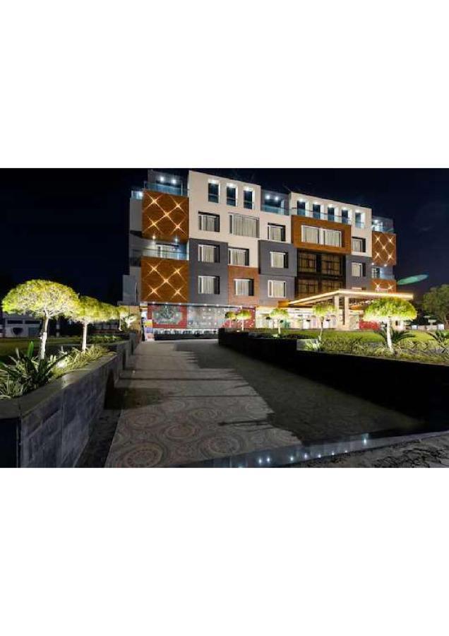 Hotel Shivay President Ujjain Ngoại thất bức ảnh